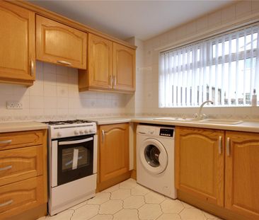 3 bed terraced house to rent in Oakley Walk, Eston, TS6 - Photo 6