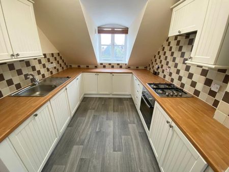 2 bedroom apartment to rent - Photo 4