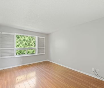 For Lease - 53 Lyndale Crescent, Clarington, Ontario - Photo 3