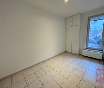 Gelijkvloers appartement met 3 slaapkamers, garage en terras. - Photo 6