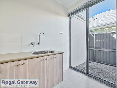 55 Lyon Road, ATWELL WA 6164 - Photo 5