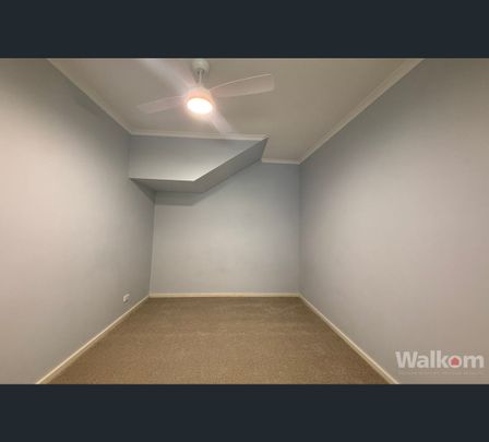 322 The Esplanade, Speers Point, NSW 2284 - Photo 1