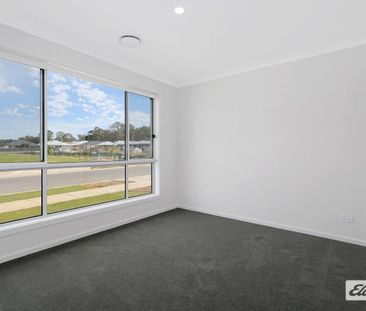 Brand new living with Park views! - Photo 6