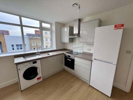 1 bedroom apartment to rent - Photo 3