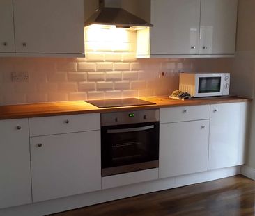 Lovely house share - Havant Room 2 - Photo 1