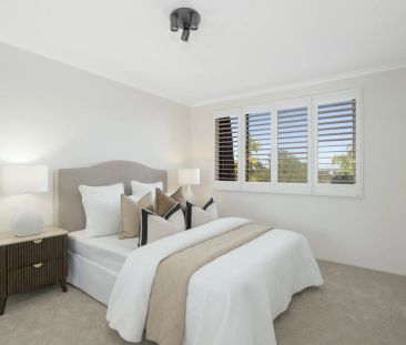 Stylish Two-Storey Apartment Retreat in Peaceful Garden Setting - Photo 6