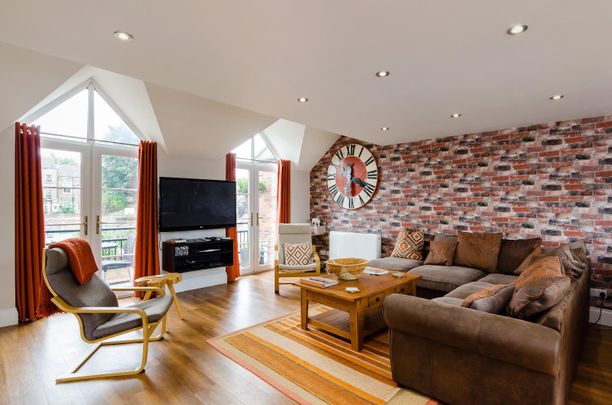 3 bedroom apartment to rent - Photo 1