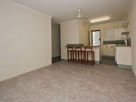 1/9 Hall Street, Kirwan - Photo 5