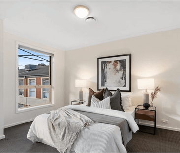 Well Maintained Contemporary Low Maintenance Townhouse in Box Hill ... - Photo 5