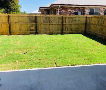 1 Bedroom Dualocc. property with HUGE Yard - Photo 2