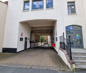 1 Bed Student Accommodation - Photo 5
