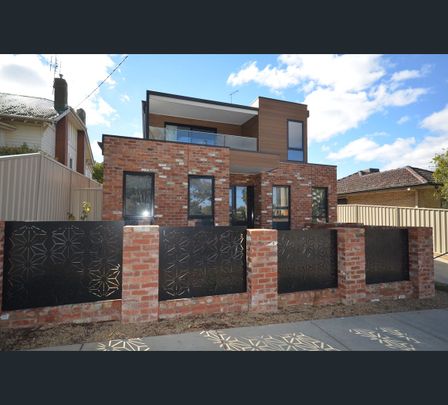 1/164 Arnold Street, Bendigo, Vic 3550 - Photo 1