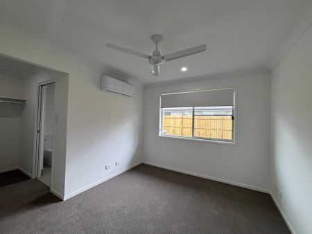 New 4 Bedroom Home ! - Photo 2