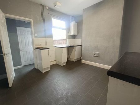 York Street, Sutton In Ashfield NG17, Property for rent - Photo 2