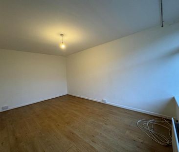 3 bedroom house to rent - Photo 2