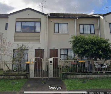 8 Triumph Road - Photo 5