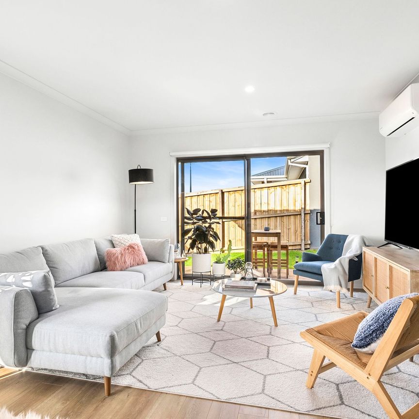 Sun-drenched Home, Corner Block - 10 Minutes from Surf Coast - Photo 1