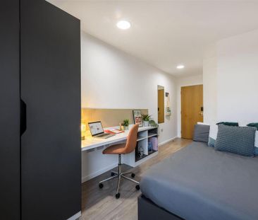 1 bedroom in a flat share to rent - Photo 6