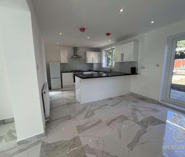 Brabazon Road, TW5 - Photo 2