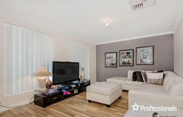 9 Belgravia Place, Canning Vale WA 6155 - Photo 1