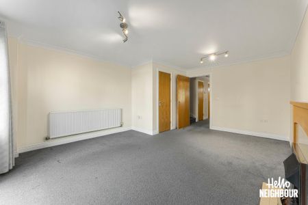 King Edward Avenue - Photo 2
