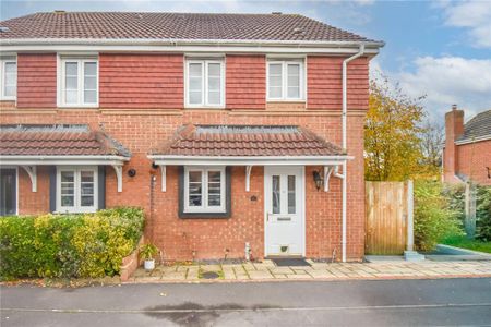 3 bedroom semi-detached house to rent - Photo 3