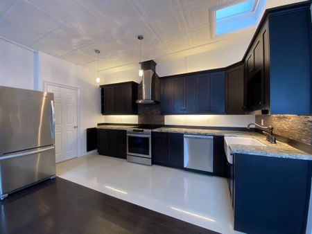 For Lease - 385 Jane Street Unit# Upr. Fr, Toronto, Ontario - Photo 3