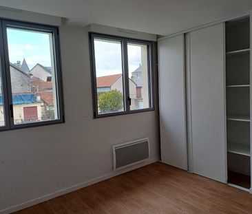 location Appartement T2 DE 52.05m² À LANNEMEZAN - Photo 3