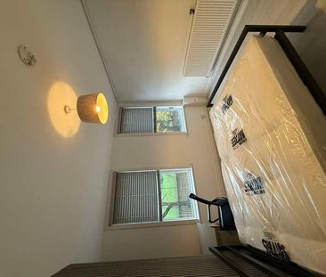 Bedroom Luxury Apartment, Birkin Avenue, NG7 - Photo 1