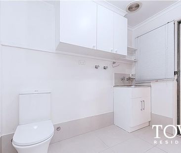 8 Degraves Crescent, Wanniassa ACT 2903 - House For Rent | Domain - Photo 6