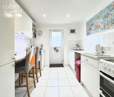 1 bedroom ground floor flat to rent - Photo 4