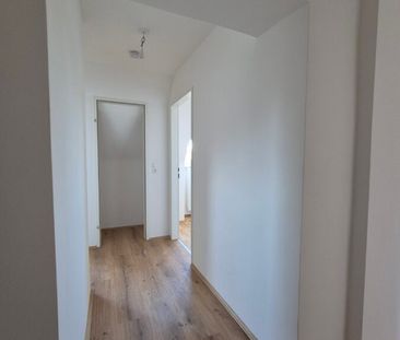Generalsanierte 3-Raum-Wohnung mit großer Küche im 3. Stock **kein ... - Photo 5