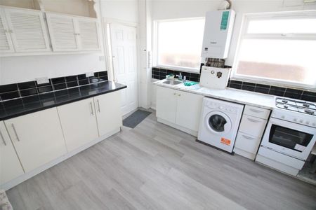 Wellington Road North, Hounslow - Photo 5