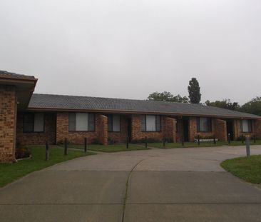 Home For Rent - Photo 3