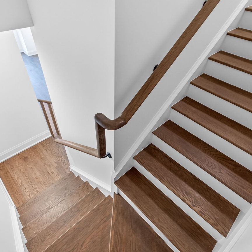 For Lease - 3311 Azam Way, Oakville, Ontario - Photo 1