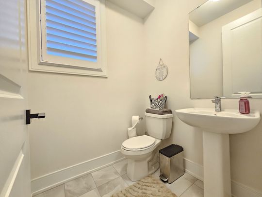 For Lease - 48 Duxbury Road, Brampton, Ontario - Photo 1