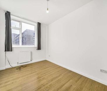 Camberwell Road, London, SE5 - Photo 1