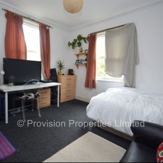 10 Bedroom Student Houses Leeds - Photo 1