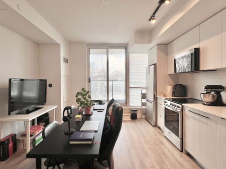 For Lease - 2369 Danforth Avenue Unit# 205, Toronto, Ontario - Photo 2