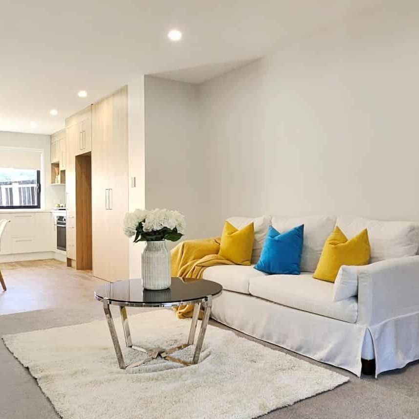 MANGERE BRIDGE, 3 BEDROOMS - Photo 1