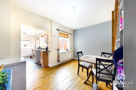 2 bedroom terraced house to rent - Photo 2