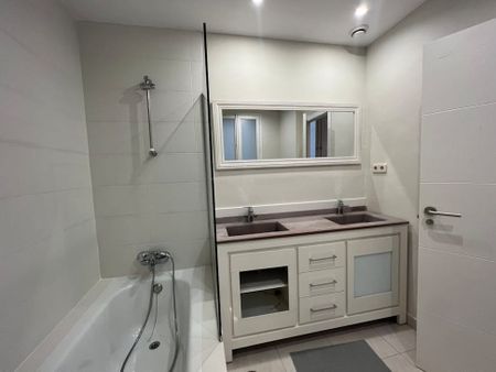 Calle de Espronceda, Madrid, Community of Madrid 28003 - Photo 3