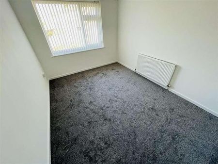 Fraser Close, Off Hilton Avenue, CV10 - Photo 2