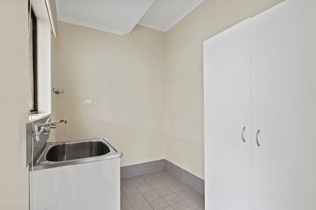 Fabulous Family Home! - Photo 5
