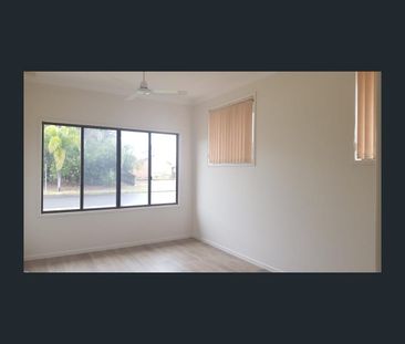 34 MARINERS WAY, Bundaberg North, Qld 4670 - Photo 1