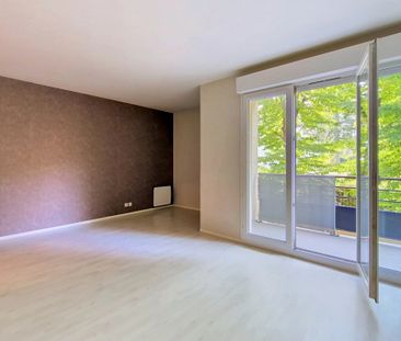Location Appartement 3 pièces 63 m2 à Combs-la-Ville - Photo 2