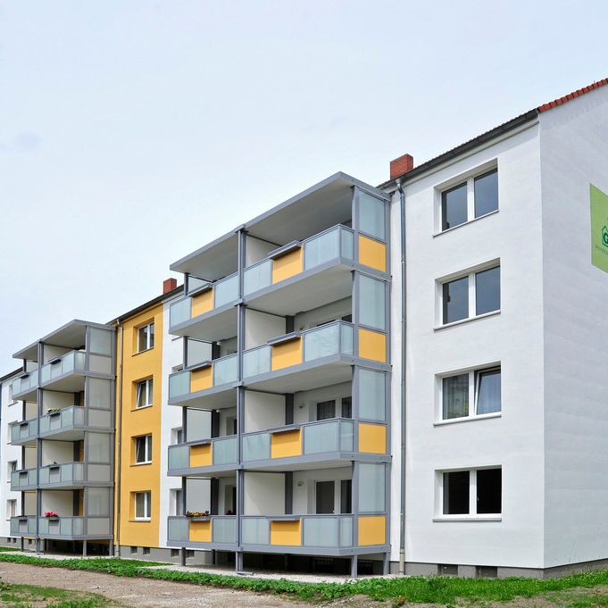 Schicke 3-Raum-Wohnung mit Balkon zum Verweilen - Foto 1