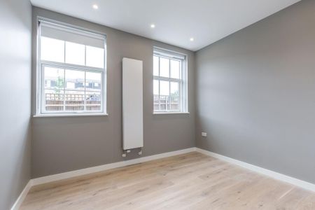 3 bedroom ground floor flat to rent - Photo 4