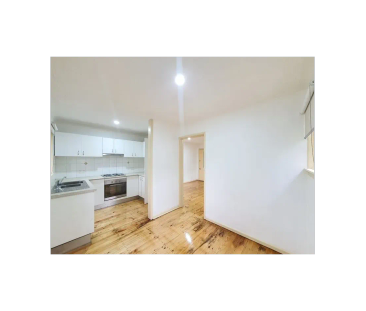 Charming 3-Bedroom Home in a Prime North St Marys Location - Photo 1