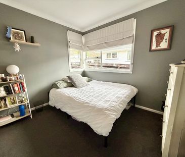 17 Hamstead Street, Wainuiomata - Photo 3